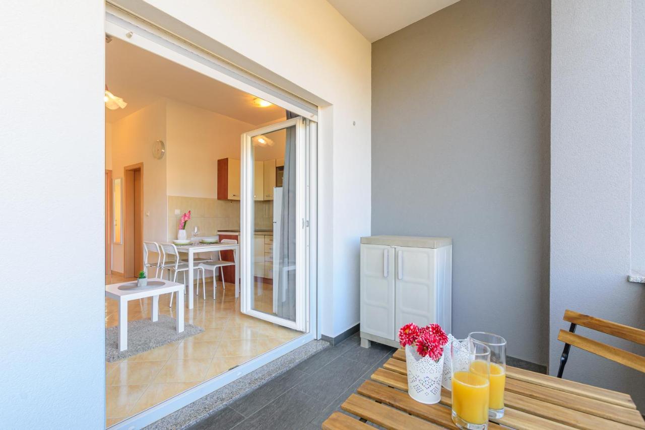 Apartmani Vita, Liznjan - Apartman 2 Ngoại thất bức ảnh