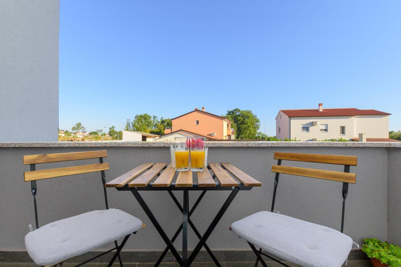 Apartmani Vita, Liznjan - Apartman 2 Ngoại thất bức ảnh